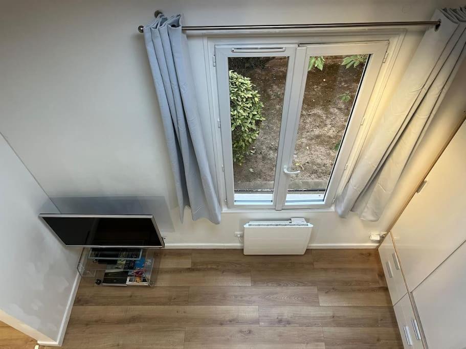 Paris : Charmant 2 Pieces Au Calme Apartment Exterior photo
